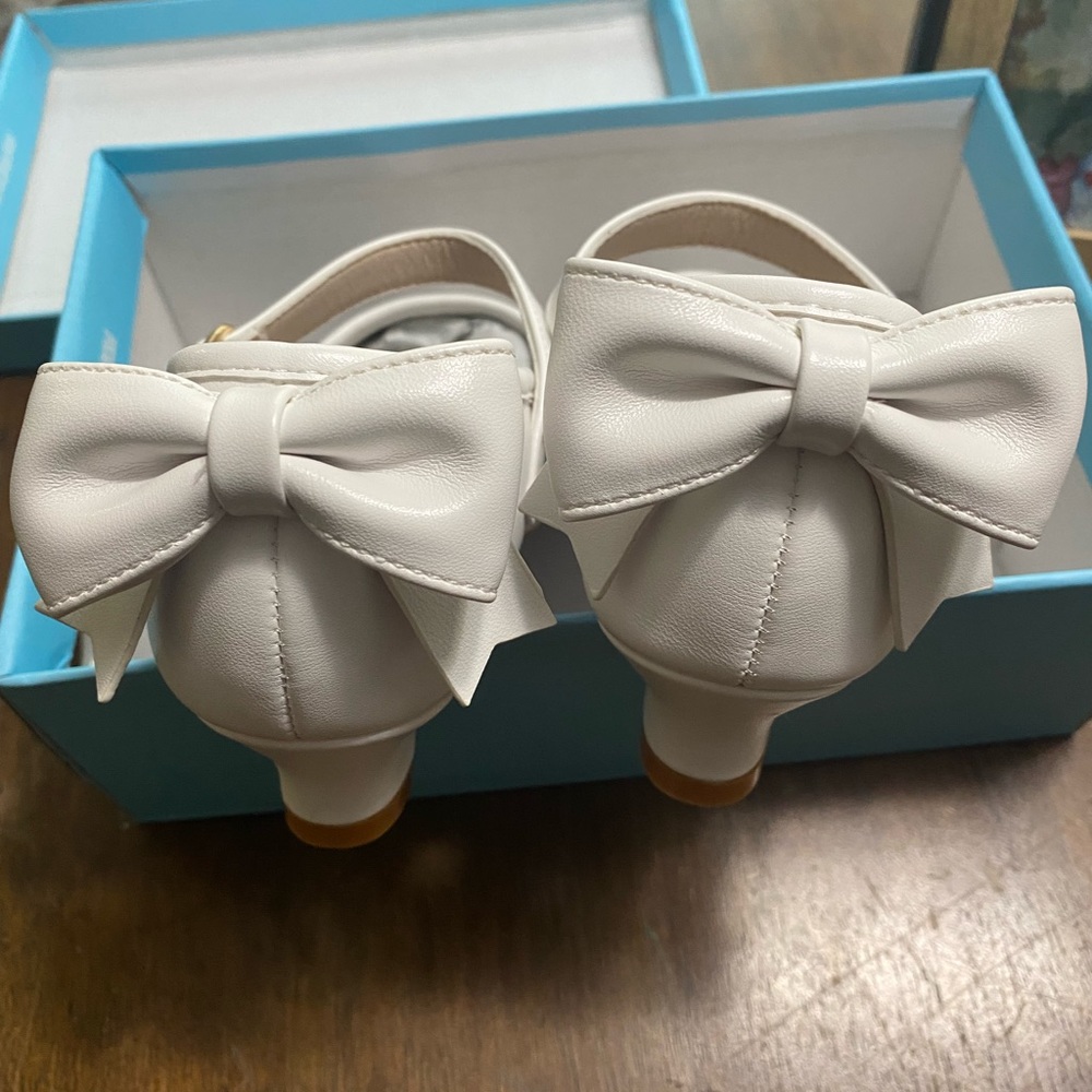 Girls Dress Shoes